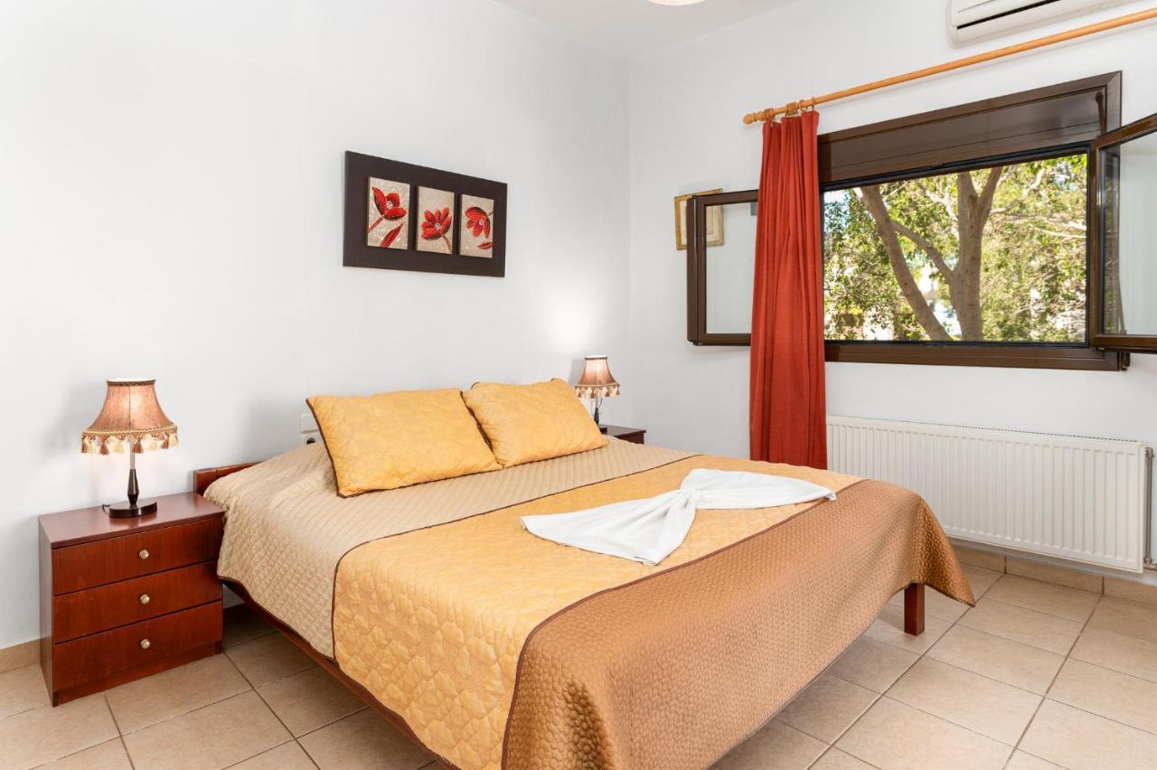 Villas Alexandros Kalamaki  Exteriér fotografie